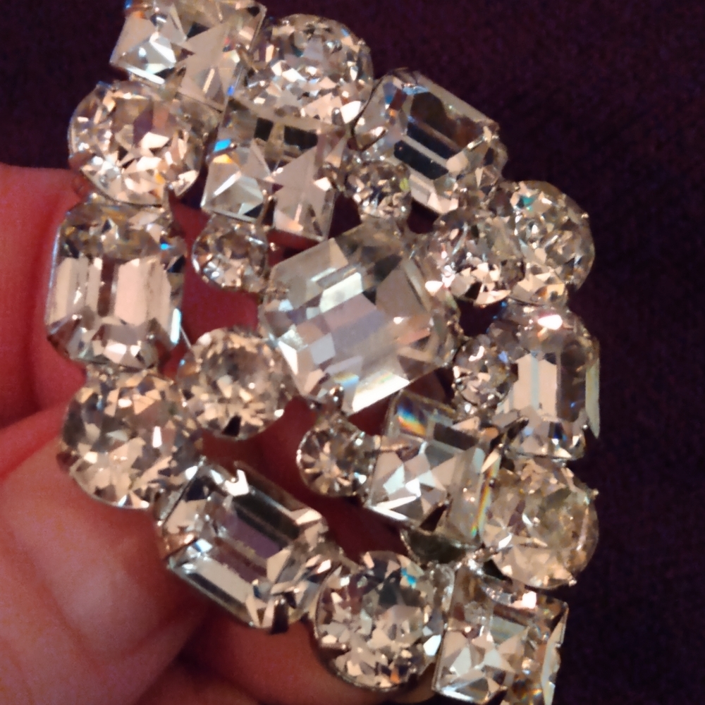 Fine Signed Weiss Crystal Brooch